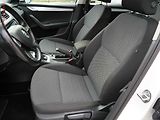 Škoda Octavia (2015) 2.0 TDi, ČR, Ambition - náhled 9