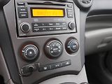 Kia Carens (2007) 2.0 16V, po STK, pěkný stav - náhled 13