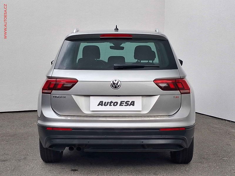 Volkswagen Tiguan (2016) 1.4 TSI, 1.maj,ČR, LED, masáž - fotka 5 z 17