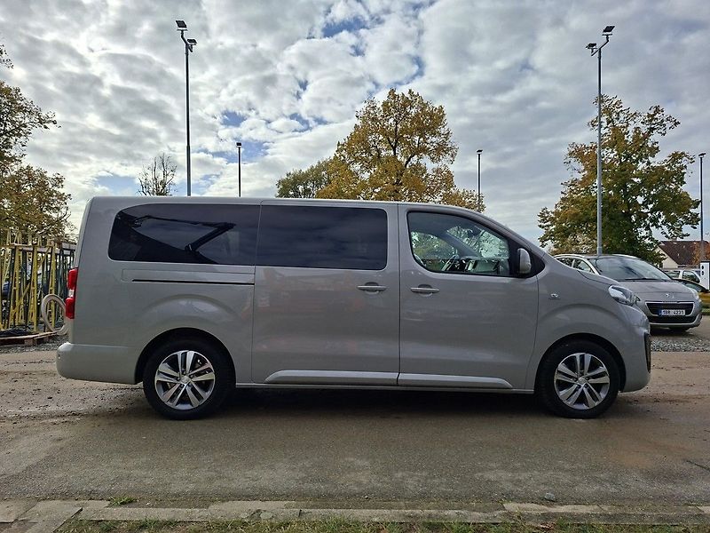 Peugeot Traveller LONG ALLURE 2,0 BHDI 180k EAT8 - fotka 4 z 25