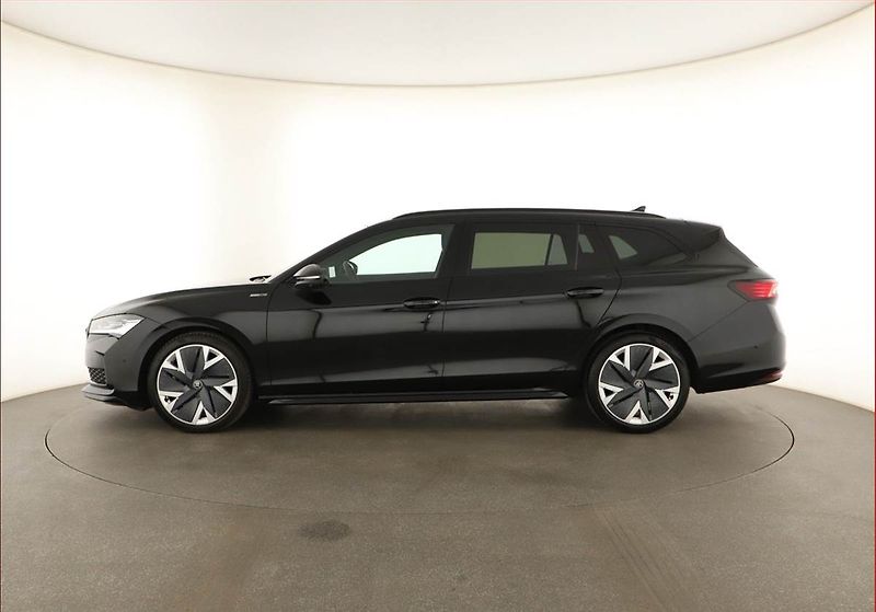 Škoda Superb (2025) 2.0 TDI, SPORTLINE, 4X4 - fotka 3 z 21