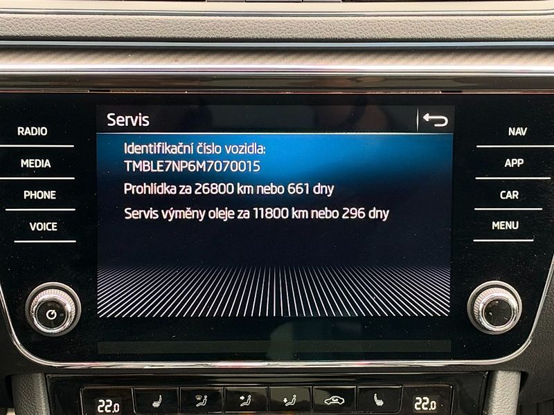 Škoda Superb (2021) Sportline 2.0 TSI 4x4 DSG - fotka 22 z 39