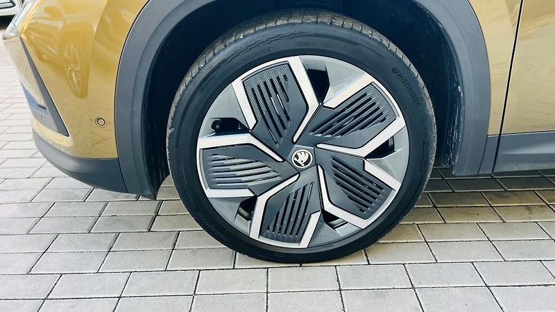 Škoda Kodiaq (2024) 2.0 TDI 142kW 4x4 DSG Exclusiv - fotka 64 z 64