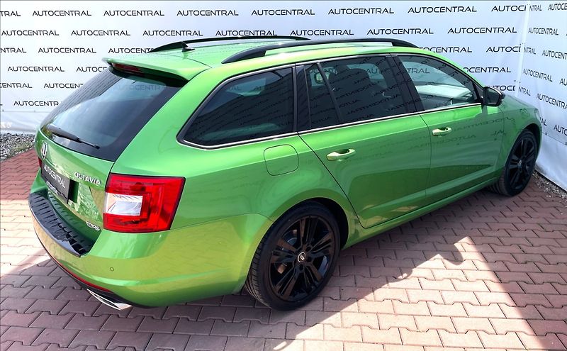 Škoda Octavia 2,0 TDI RS135kw Challenge - fotka 4 z 23