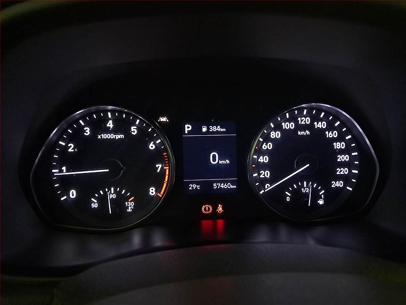 Hyundai i30 (2023) Smart 1.0 T-GDI - fotka 11 z 17