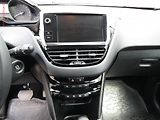 Peugeot 2008 (2019) 1.2 PT, ČR, AT - náhled 13