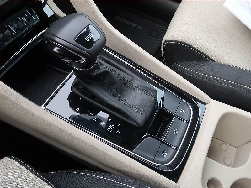 Škoda Karoq (2020) Style 1.5 TSI - fotka 13 z 22