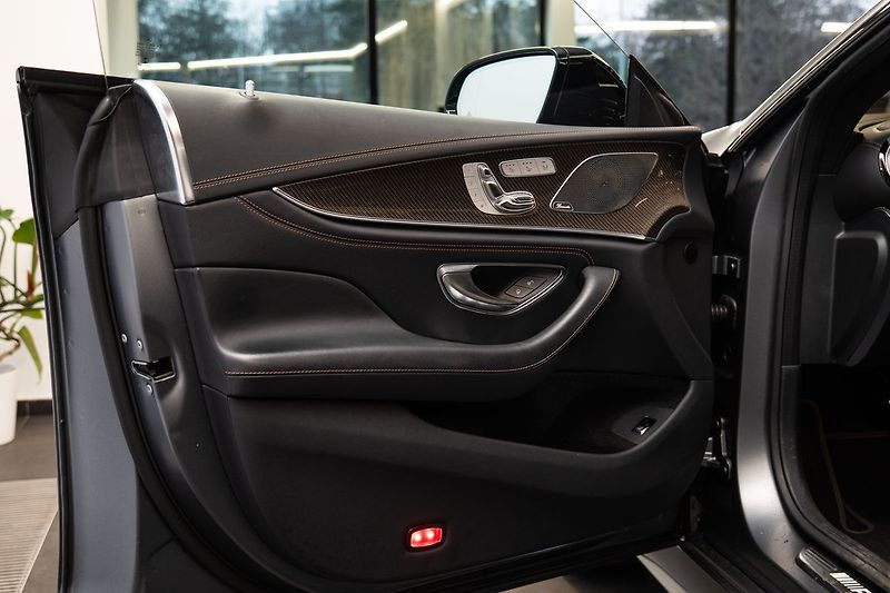 Mercedes-Benz CLS 360/Burmester/LED - fotka 7 z 23