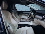 Volvo V90 D5 Momentum 173 kW AWD - náhled 25