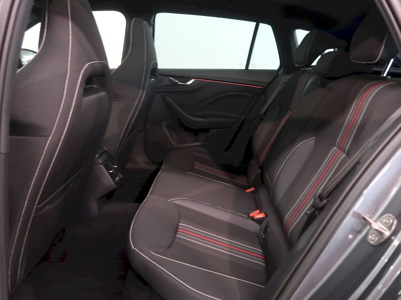 Škoda Scala (2025) MONTE CARLO 1.0TSI 85KW DSG - fotka 16 z 38