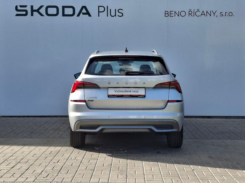 Škoda Kamiq (2023) Style 1,0TSi 81kW - fotka 12 z 35