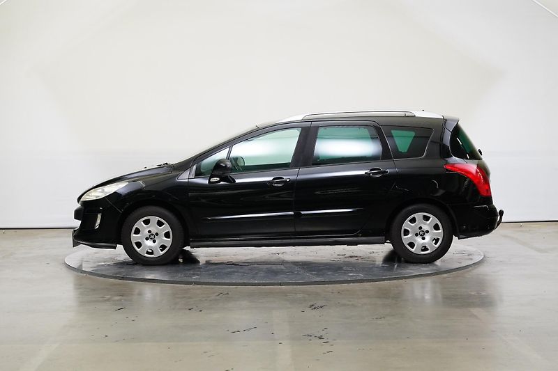 Peugeot 308 - fotka 3 z 23