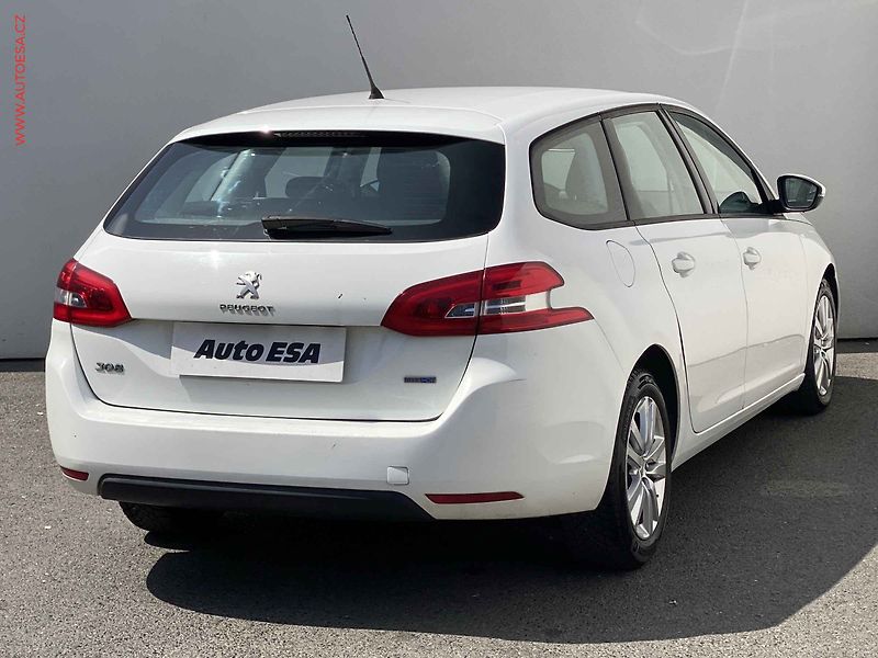 Peugeot 308 (2016) 1.6 BlueHDi, ČR, Active - fotka 4 z 15