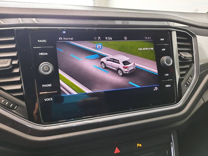 Volkswagen T-Roc (2022) Sport 1.5 TSI (110kW/150k) - fotka 15 z 21