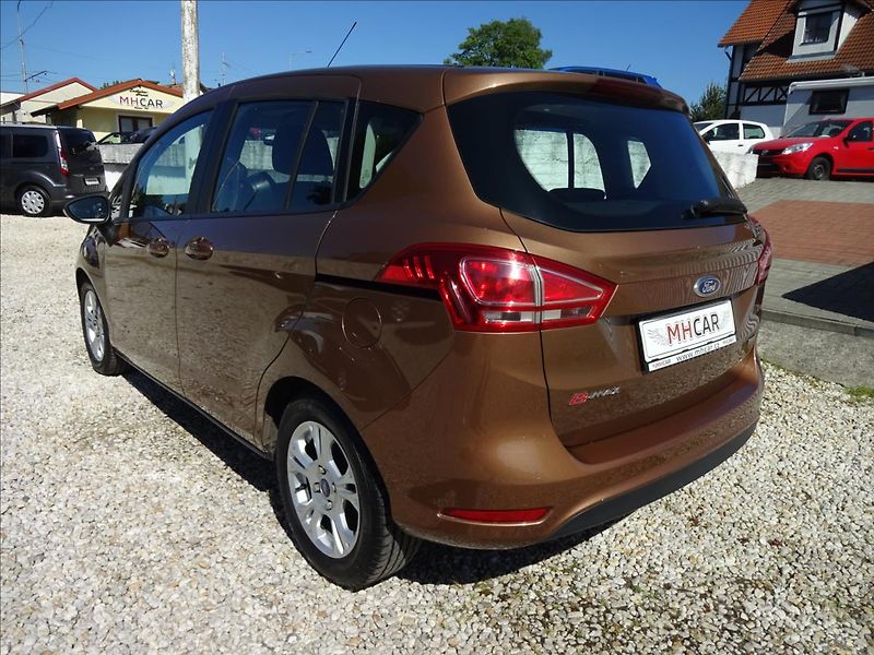 Ford B-MAX 1,0 i 74kW - fotka 5 z 47