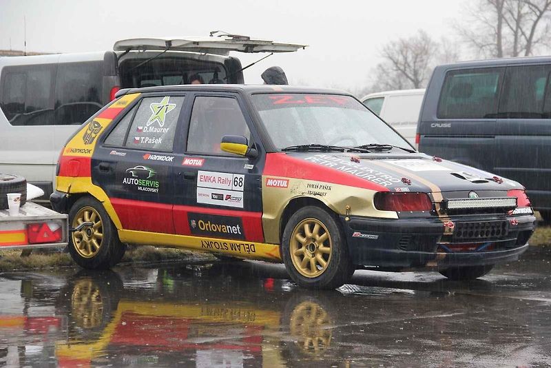 Rallyslalom 2024 Přerov na bochořském letišti.
