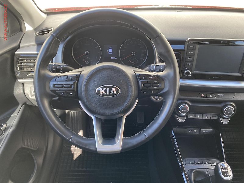 Kia Stonic (2018) 1.4 CVVT, 2.maj,ČR, Navi - fotka 11 z 19