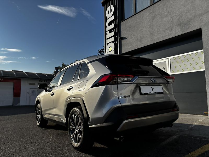 Toyota RAV4 (2024) Comfort 2.5 Hybrid (160 kW) - fotka 4 z 13