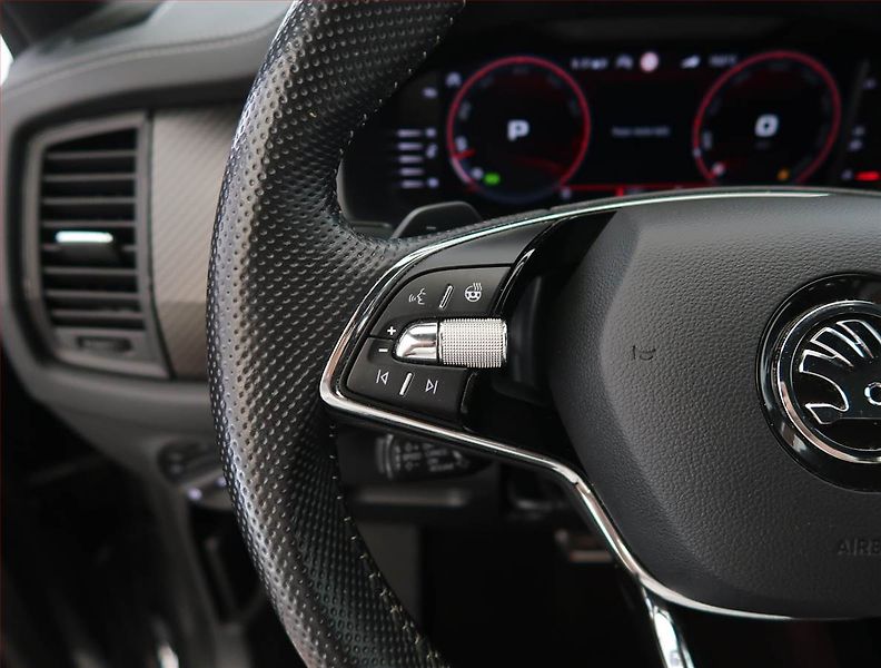 Škoda Kodiaq (2022) Sportline 1.5 TSI, digi klima - fotka 22 z 30