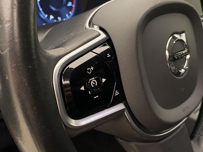 Volvo V60 D4 INSCRIPTION AUT CZ - fotka 19 z 41