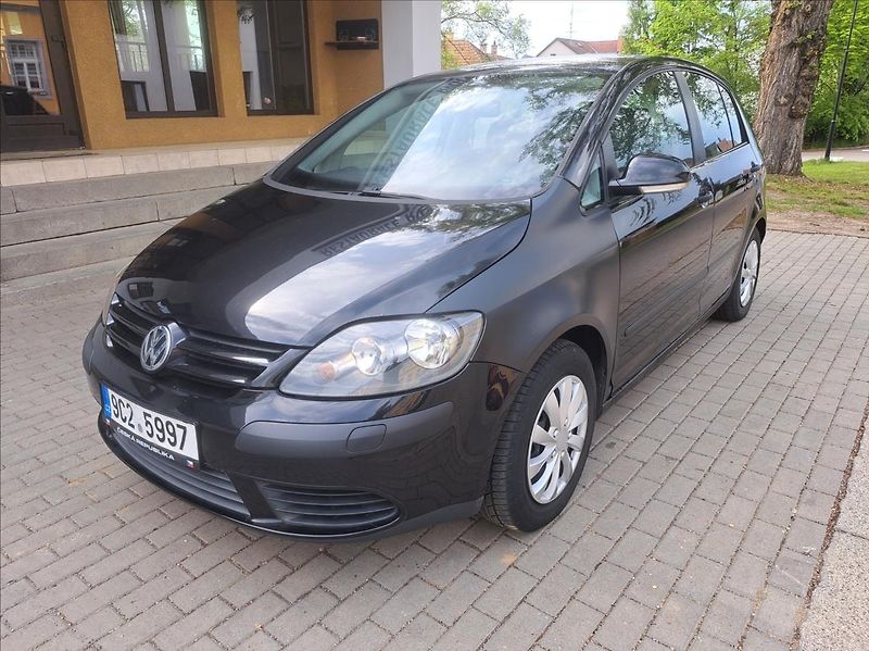Volkswagen Golf Plus 1,6 FSI - fotka 3 z 36