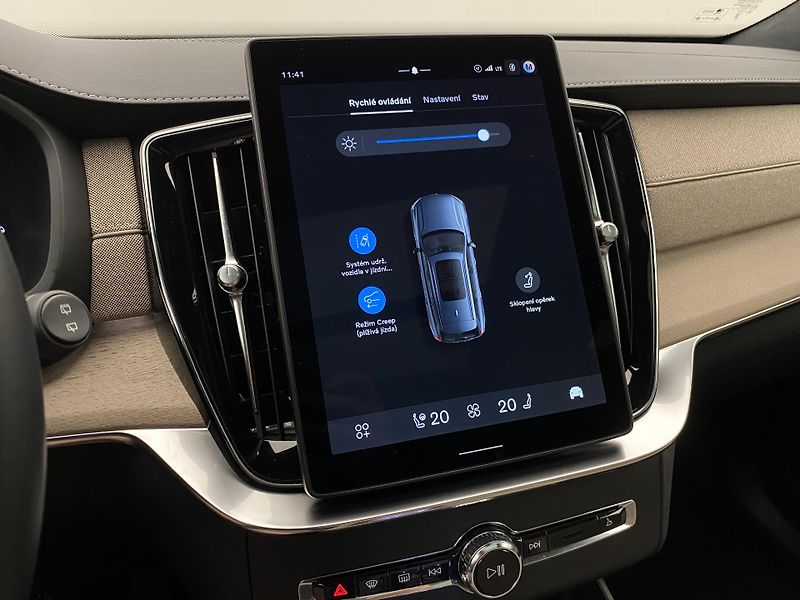 Volvo XC90 (2025) T8 AWD Plug-in DARK ULTRA - fotka 55 z 75