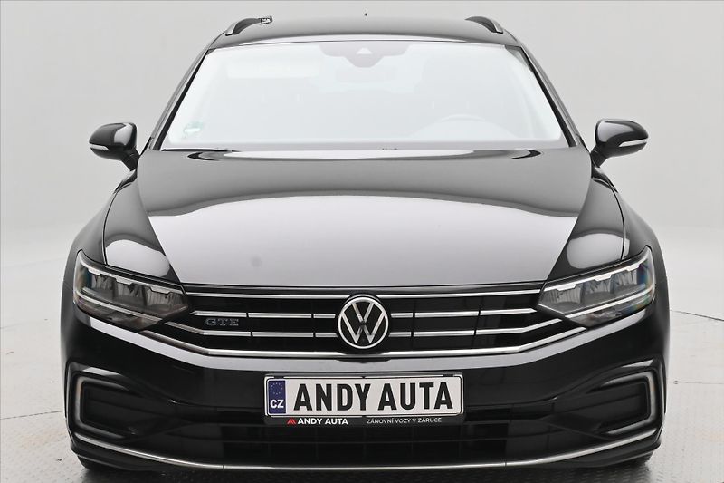 Volkswagen Passat 1,4 GTE 160 kW DSG Business Zá - fotka 2 z 30