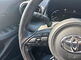 Toyota Yaris Cross 1.5 HSD e-CVT Executive AWD - náhled 16