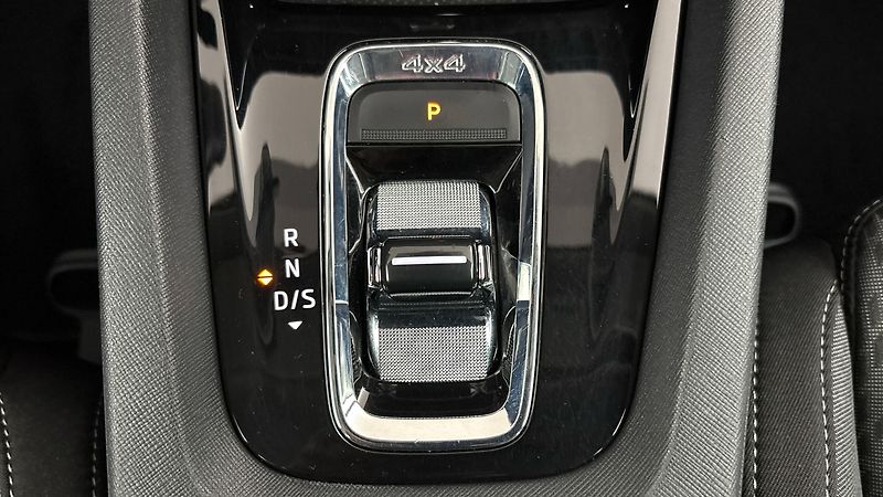 Škoda Octavia 2.0 TDI DSG 4x4 Style Combi - fotka 22 z 25