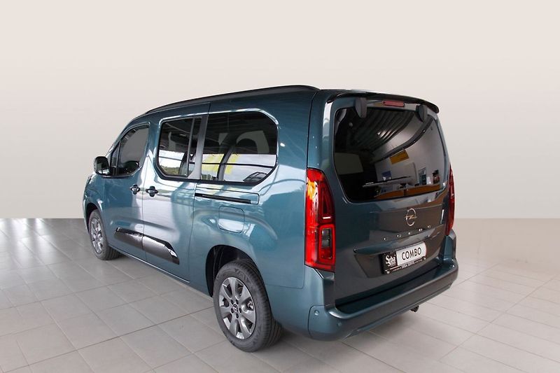 Opel Combo (2026) Elegance Plus L2H1 1.5 CDTI (9 - fotka 3 z 35