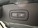Volvo V60 B4 DARK PLUS CZ 1.maj - náhled 24