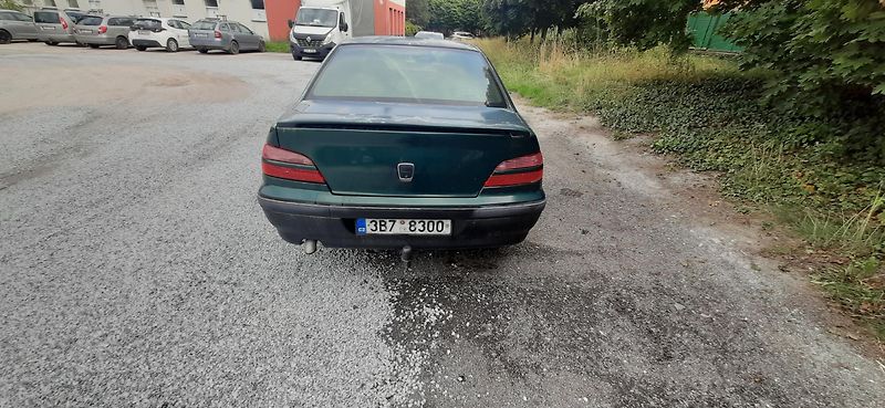 Peugeot 406 (2001) - fotka 8 z 14