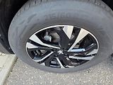 Peugeot 2008 (2022) 1.2 PT 100 ALLURE PACK MAN6 - náhled 26