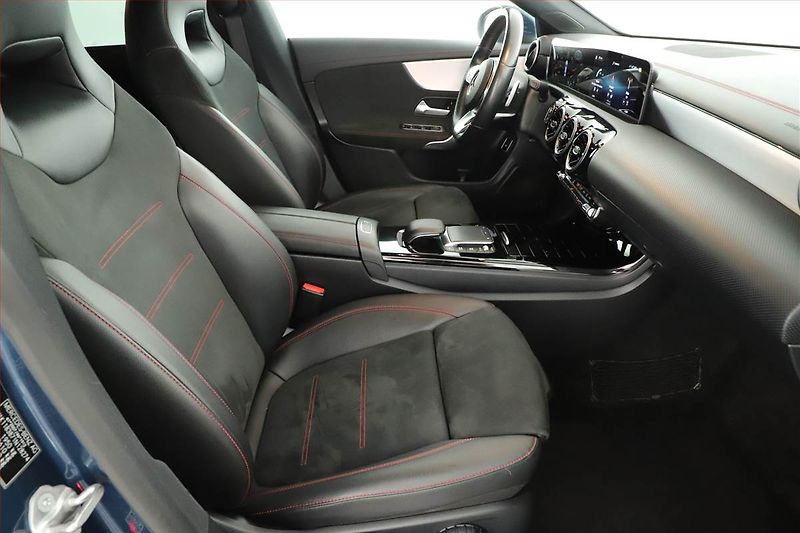Mercedes-Benz CLA (2020) 200 - fotka 7 z 20