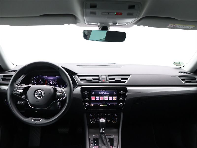 Škoda Superb 2,0 TSI DSG CZ Style 1.Maj DPH - fotka 25 z 32