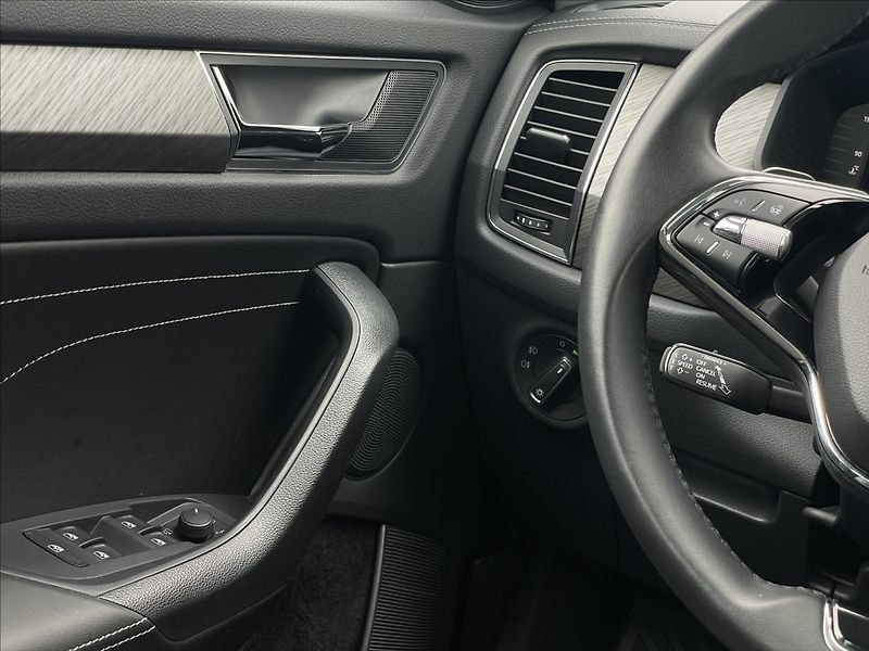 Škoda Kodiaq 2,0 TDI DSG Style NAVI+ACC - fotka 14 z 24