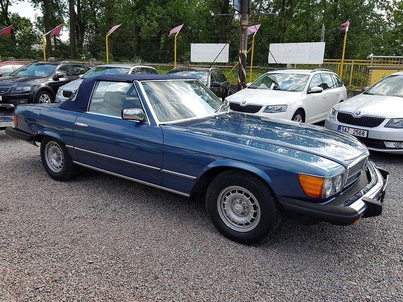 Mercedes-Benz SL 380 1982 160 kW HARDTOP - fotka 8 z 23