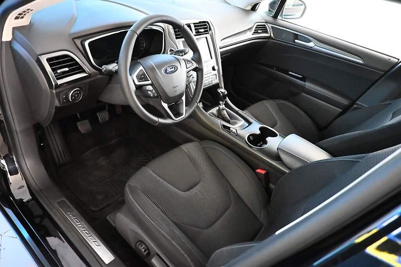 Ford Mondeo (2021) 2.0 TITANIUM Tažné ECOBLUE - fotka 11 z 30