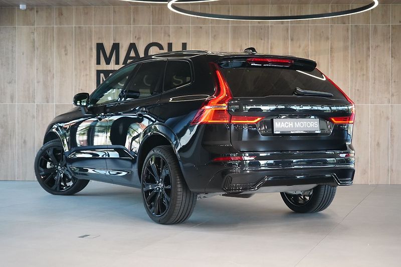 Volvo XC60 T8 PLUS Black Edition, 360°,HK - fotka 11 z 47
