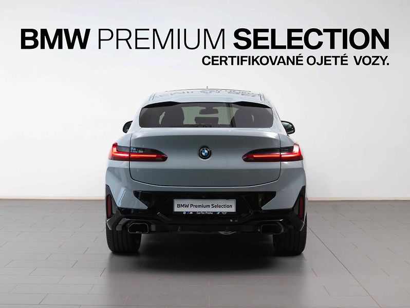 BMW X4 M40d - fotka 4 z 22