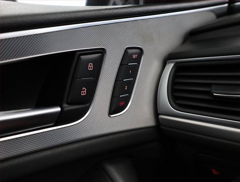 Audi A6 Allroad (2015) 3.0 TDI, 4X4, Automat, Kůže - fotka 14 z 19