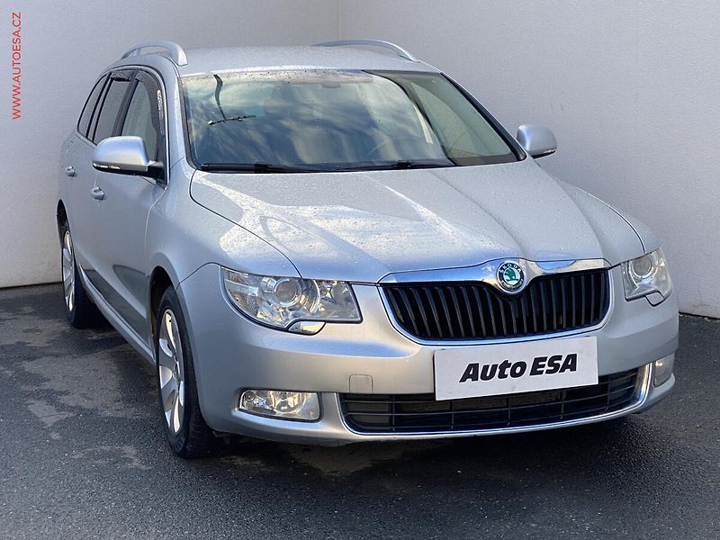 Škoda Superb (2011) 2.0TDi 4x4, Ambition, xenon - fotografie inzerátu