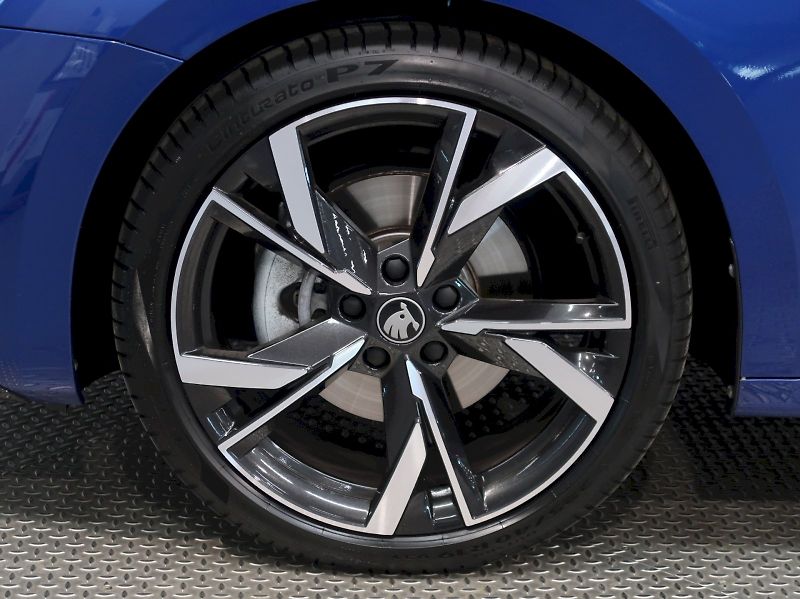 Škoda Octavia (2025) SPORTLINE 2.0TSI 150KW 4x4 DSG - fotka 12 z 44