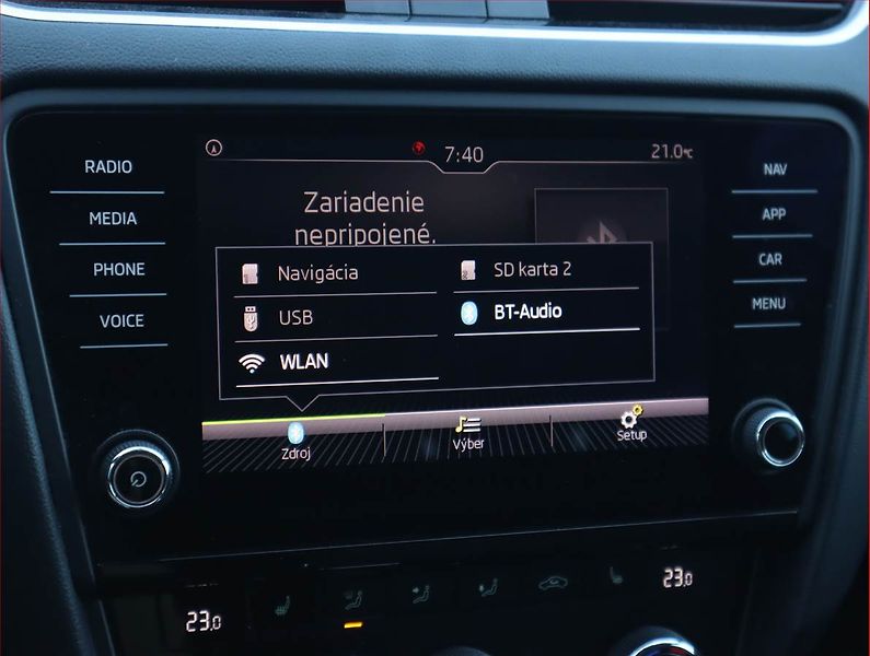 Škoda Octavia (2019) 1.6 TDI, Automat, Serv.kniha - fotka 19 z 21