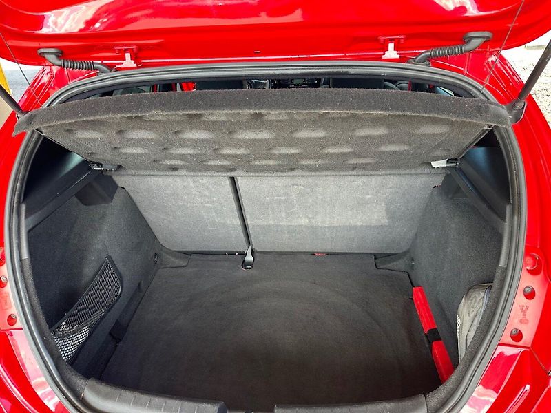 Seat Leon (2008) 2.0TDi FR - fotka 16 z 16