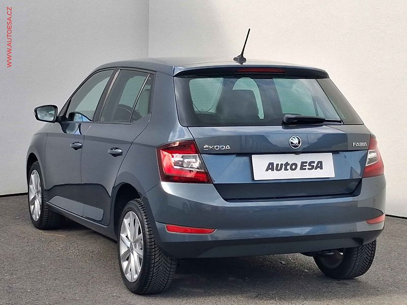 Škoda Fabia (2019) 1.0 TSi, 1.maj,ČR, Style - fotka 6 z 18