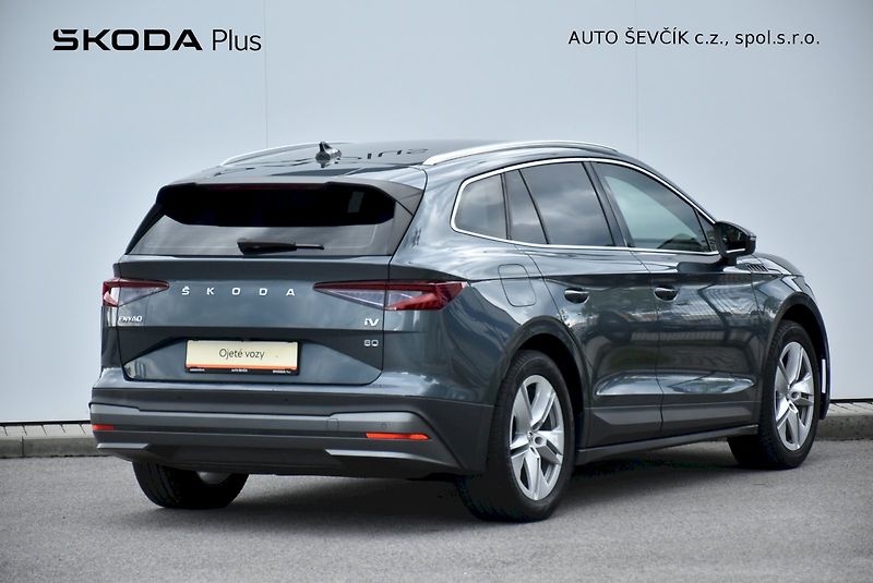 Škoda Enyaq (2021) 80  82 kWh  1  50 kW      1° p - fotka 2 z 24