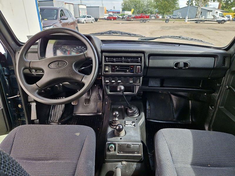 Lada Niva Taiga  1.7 , 4x4 - fotka 9 z 22