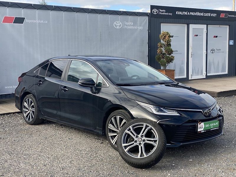 Toyota Corolla 1.5i, ČR, Style Tech, záruka - fotka 1 z 16