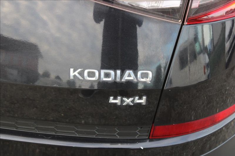 Škoda Kodiaq 2,0 TDi  WEBASTO, DSG, 4 x 4 - fotka 33 z 37
